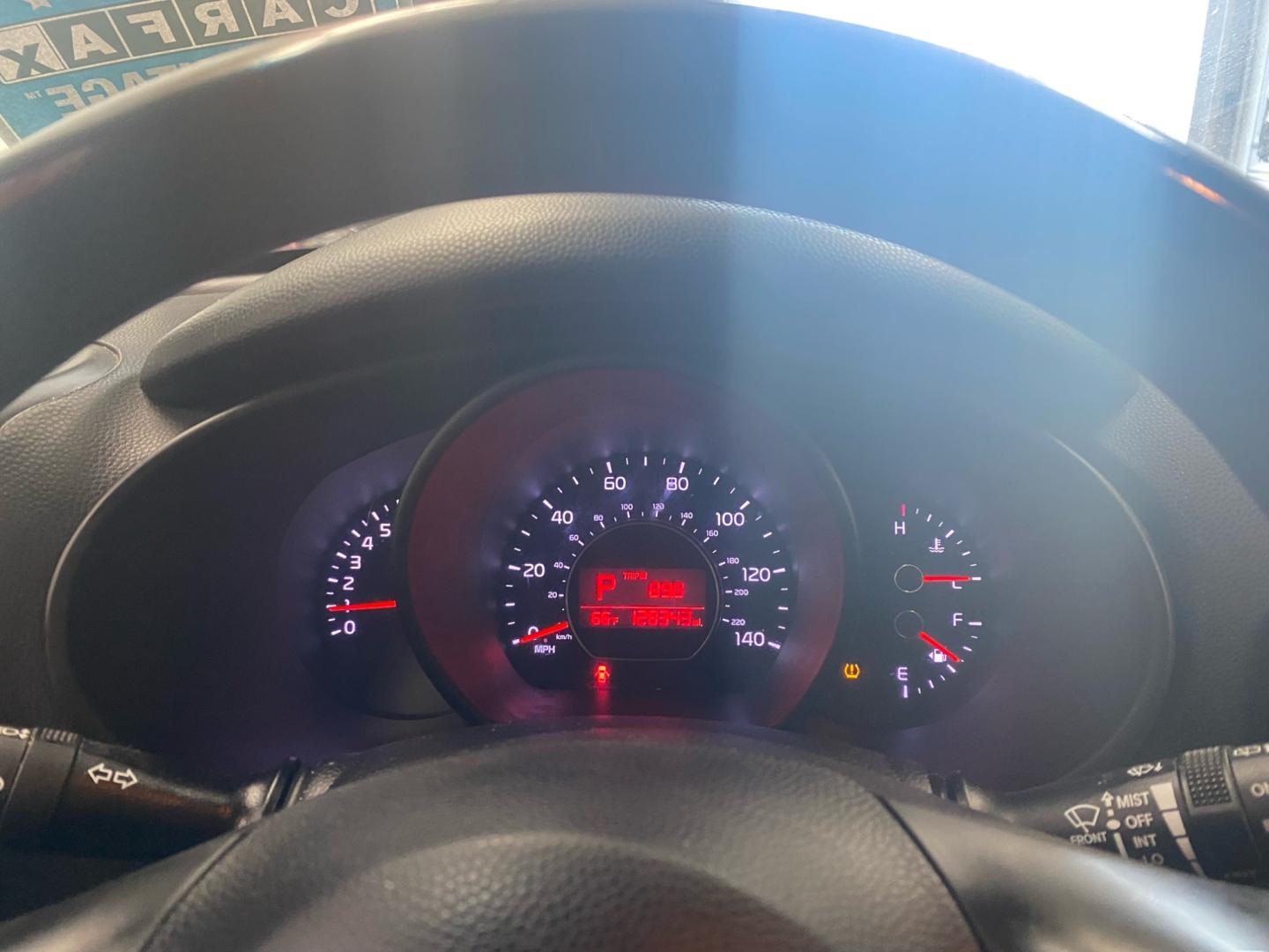2014 Green /Gray Kia Soul (KNDJP3A57E7) , located at 533 S West End Blvd., Quakertown, PA, 18951, (877) 257-4995, 40.343994, -75.303604 - INCLUDED IN THE SALE PRICE OF EVERY VEHICLE: 48 Hour Money Back Guarantee 6 Month - 6,000 Mile Warranty Brand New PA State Inspection & Emission $10 Oil Changes for the Life of the Loan Complete CARFAX - Photo#7